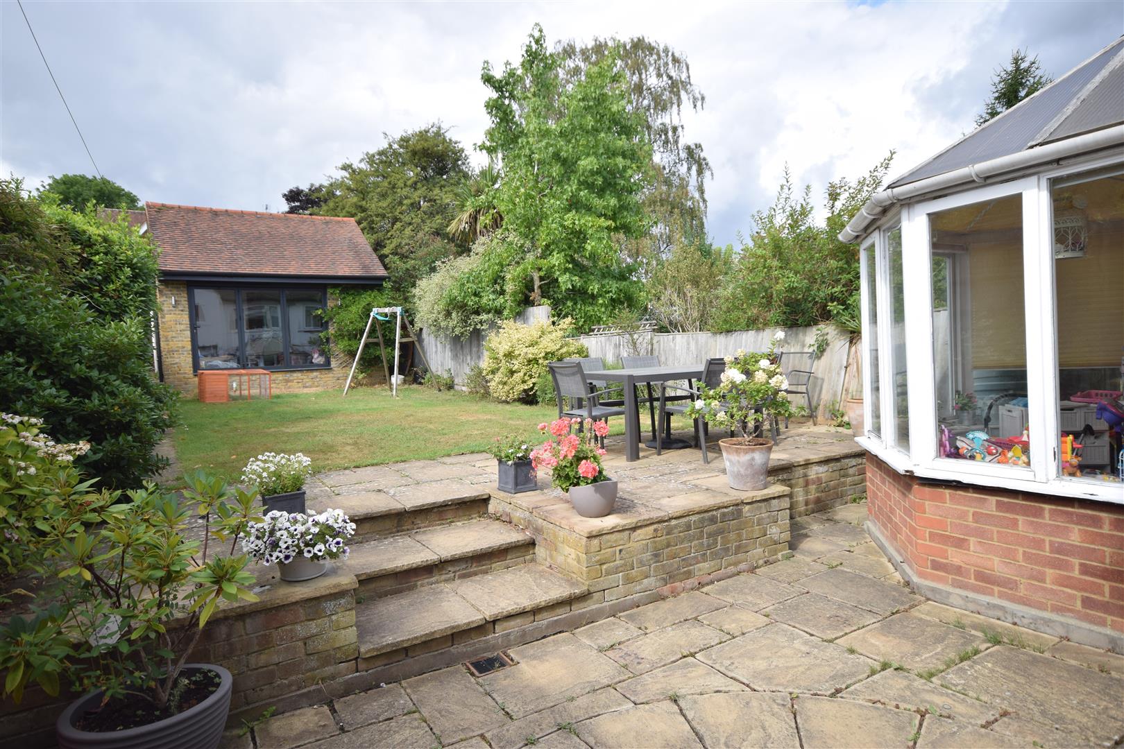 Houses for Sale in Ashtead Cairds Estate Agents